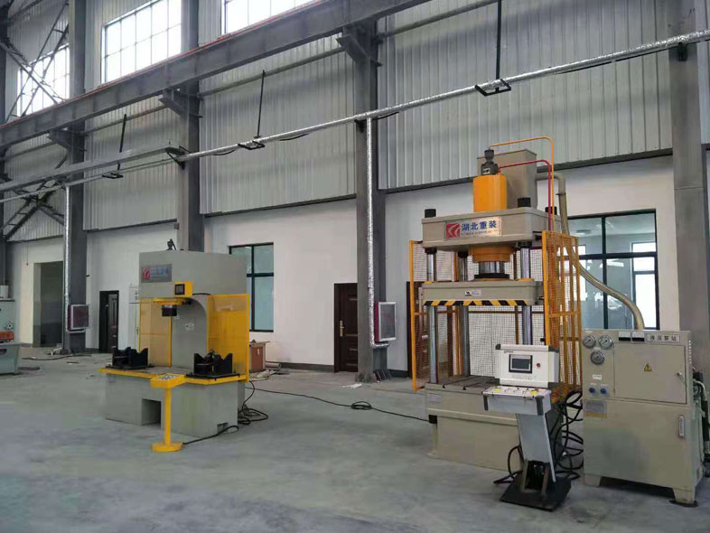 Hydraulic Press Machine Manufacturer